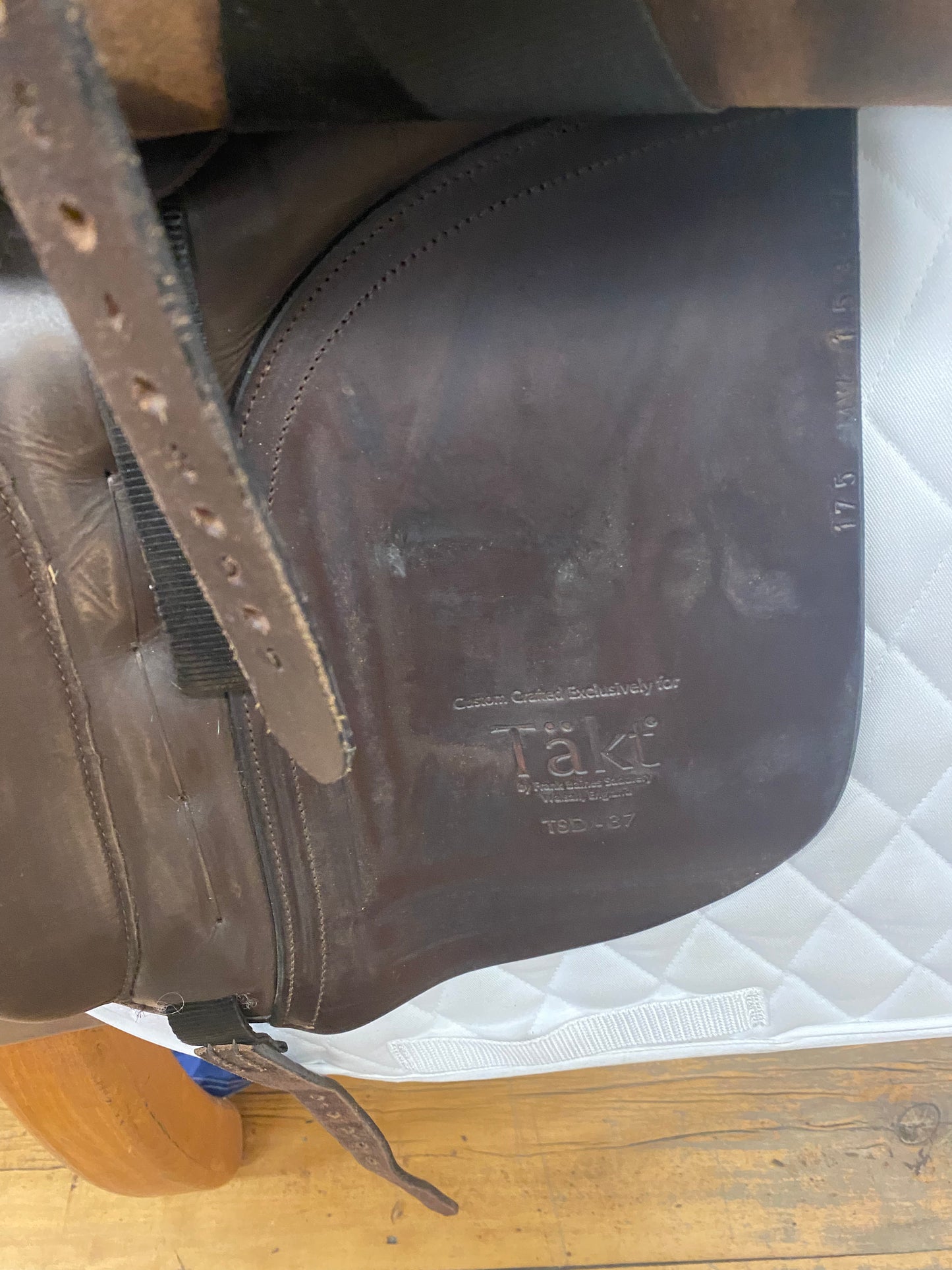 Täkt TSD-37 Dressage Saddle 17.5 MW- Brown