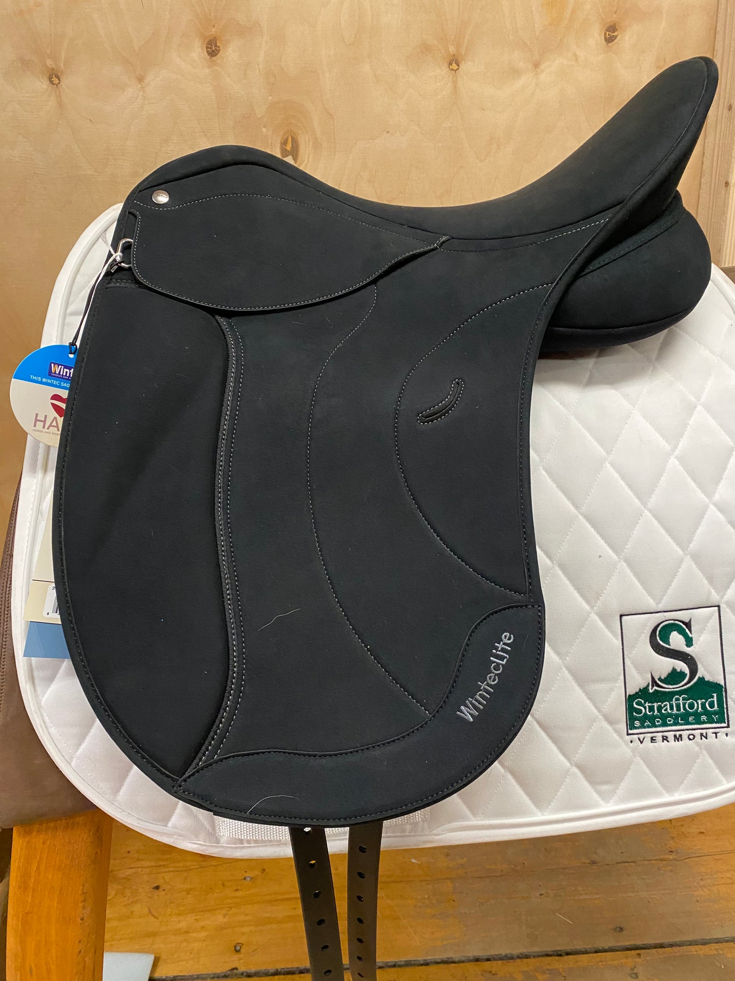 WintecLite All Purpose D'Lux Saddle