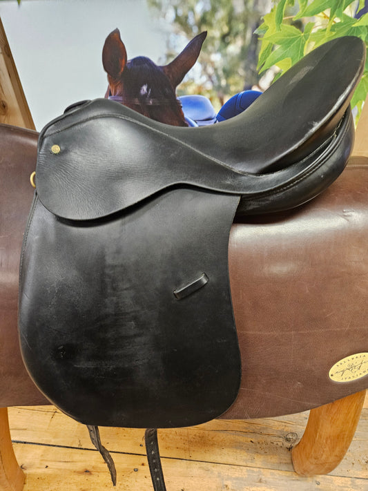 Crosby Freestyle Dressage Saddle-17.5"-MediumNarrow-Black