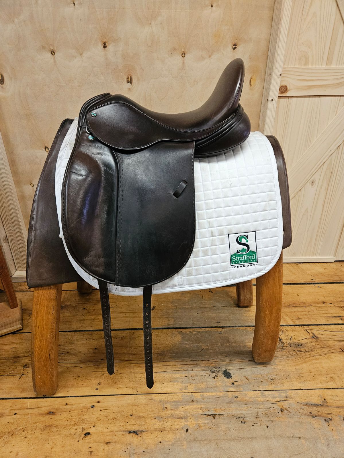 Täkt TSD-37 Dressage Saddle 17.5 MW- Brown